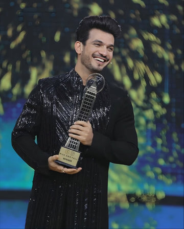 Daastaan Luxe Suit