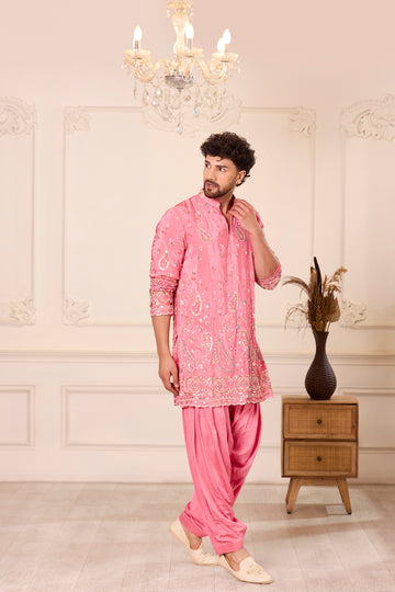 Gulabi Mehfil Kurta Set
